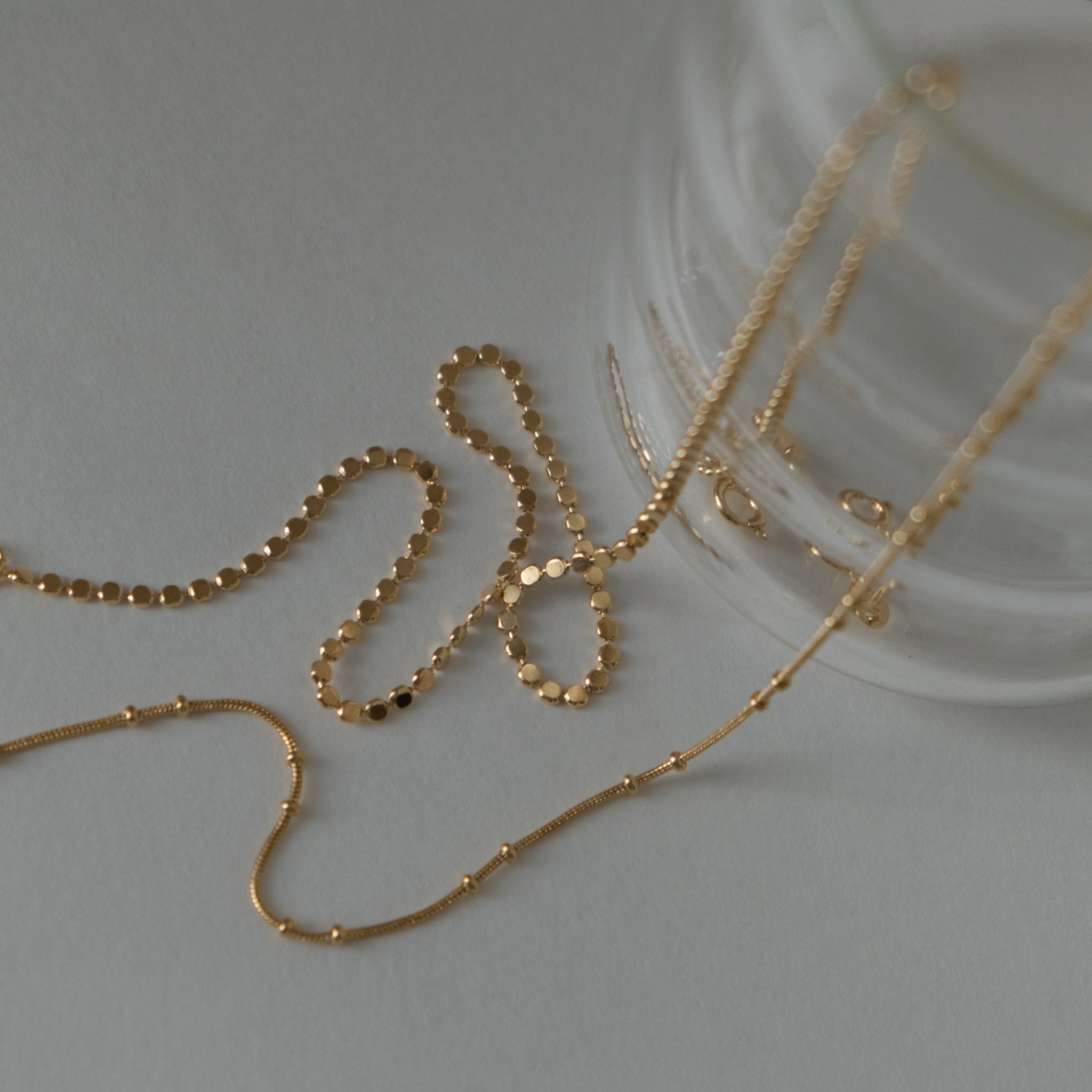 18k gold filled flat shiny dot disc chain necklace