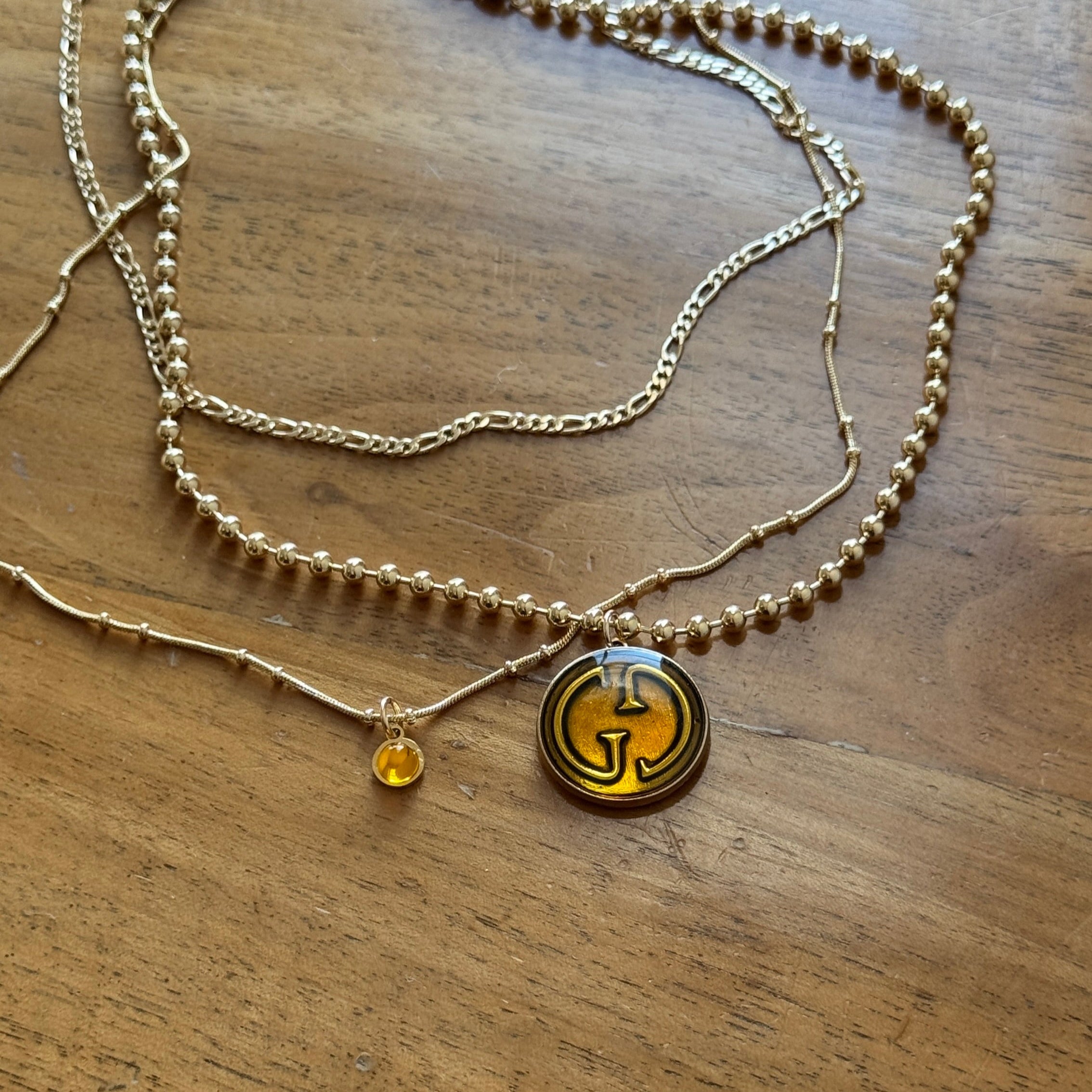 vintage gucci charm pendant necklace