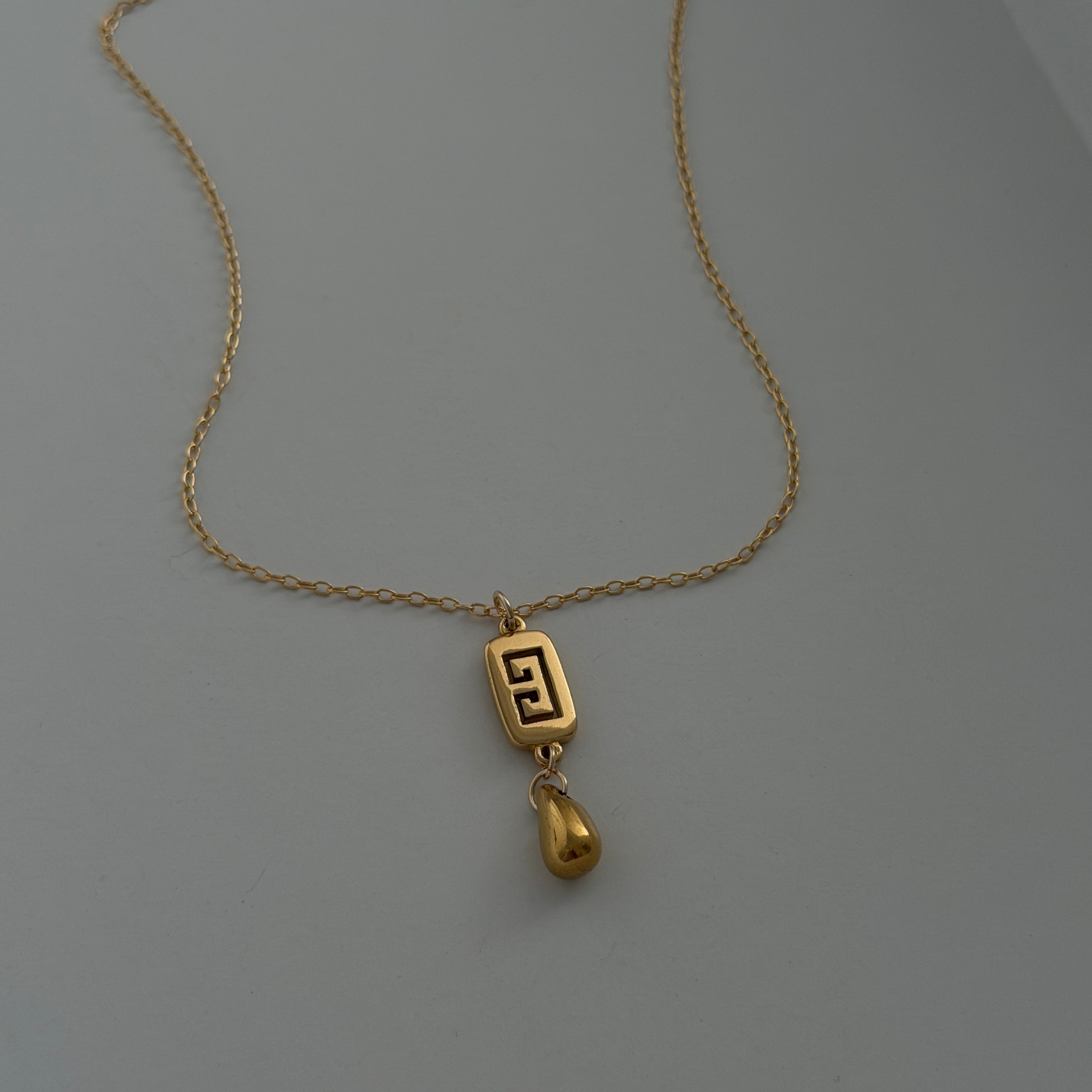 Vintage Givenchy Dangle Tear Drop Pendant Necklace – Re-Dunne