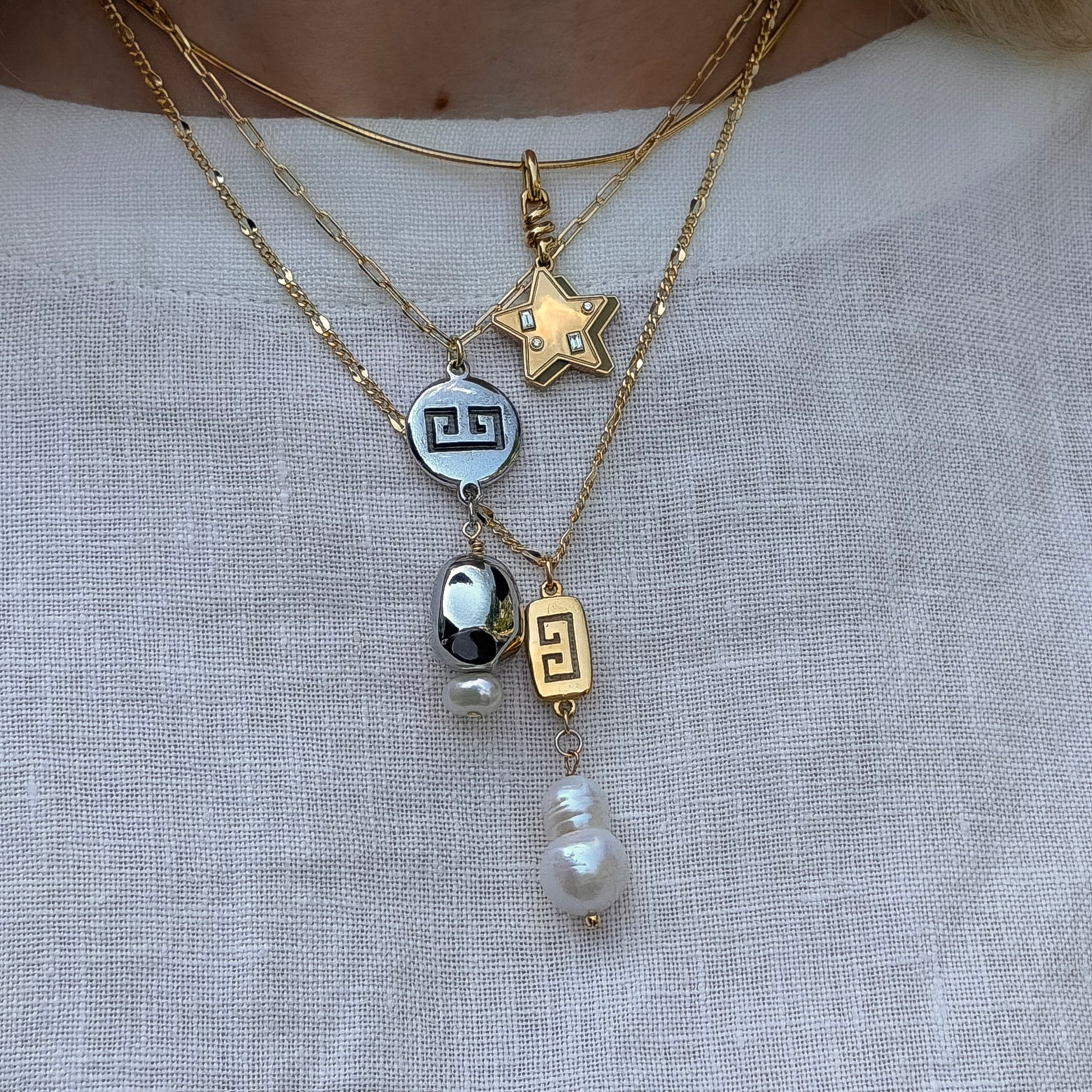 Dangle Pearl Vintage Givenchy Gold Pendant Logo Necklace