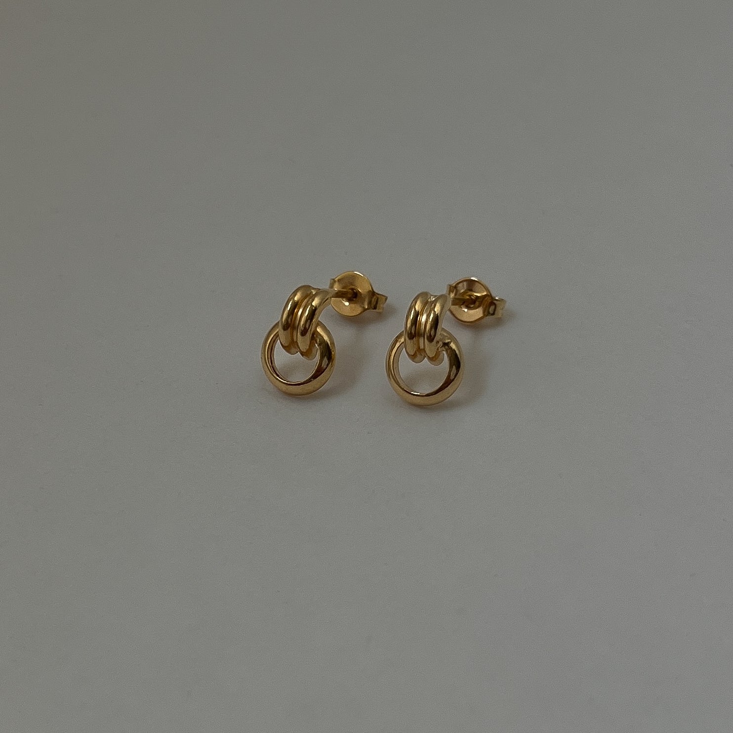 Chanel Brand New Gold Chain CC Charm Logo Doorknocker Drop Dangle Hoop  Earrings at 1stDibs