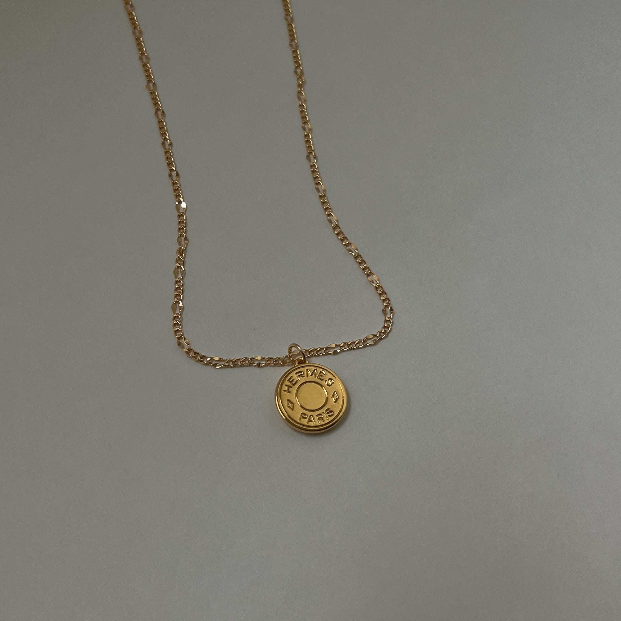 Vintage Hermes Script Gold Necklace – Re-Dunne